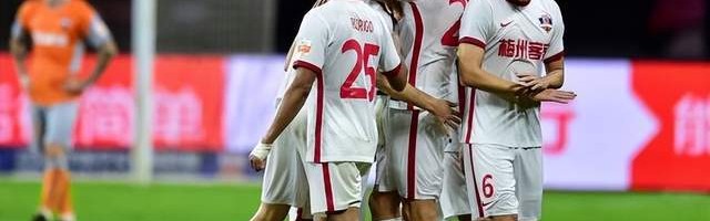  奥格斯堡定位球战术显威，头球制胜拿下宝贵三分