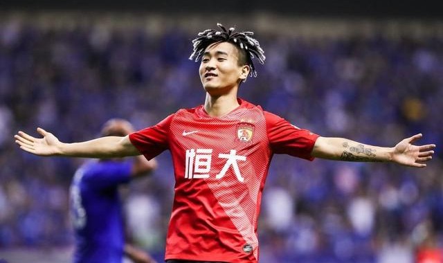  菲尔特升班马初生牛犊，对攻大战憾负领头羊