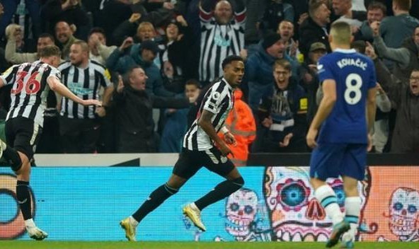  切尔西锋线集体迷失，水晶宫铁桶阵逼平豪门  