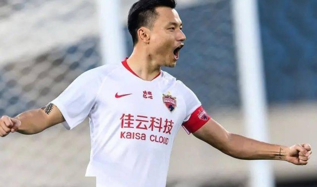  VAR争议判罚引发主帅集体炮轰  