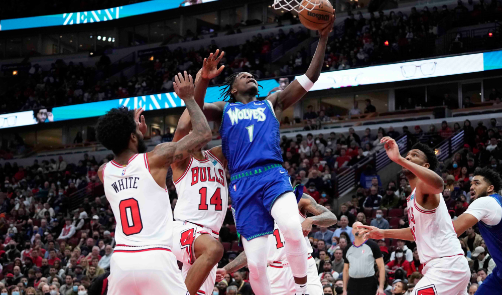  唐斯内外开花高效森林狼双加时力克公牛队  